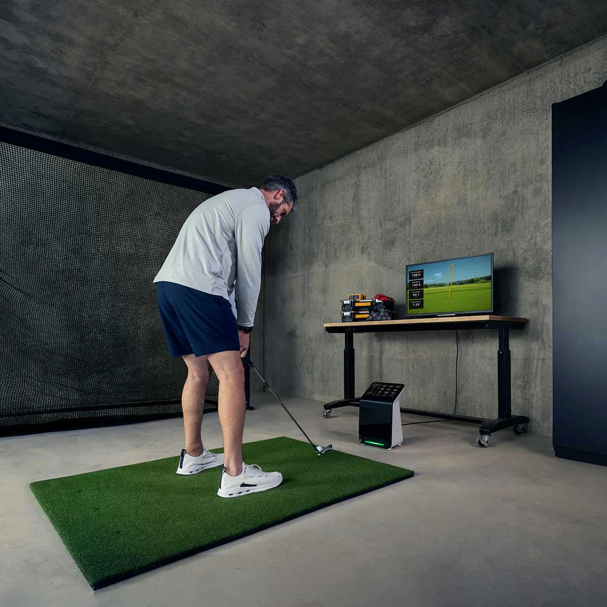 Garmin Approach R50 | Premium Launch Monitor and Golf Simulator