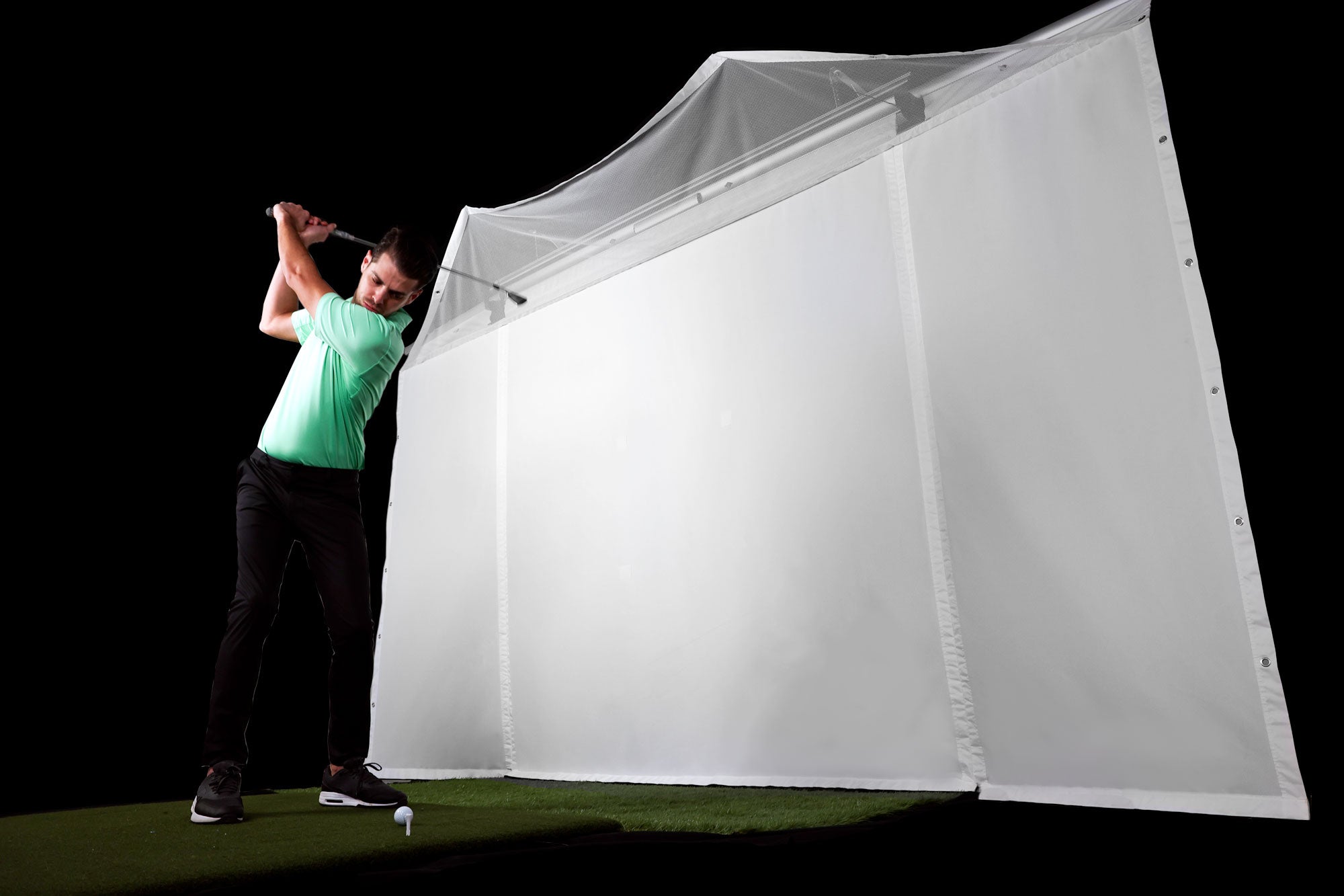 HomeCourse ProScreen 180 Retractable Golf Simulator Screen